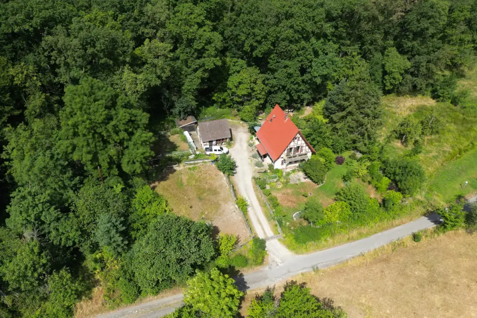 Ehemaliges Forsthaus mit Charme und Geschichte – für Liebhaber besonderer Immobilien in Alleinlage in Friedberg (Hessen)