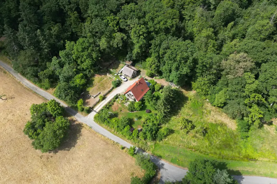 Ehemaliges Forsthaus mit Charme und Geschichte – für Liebhaber besonderer Immobilien in Alleinlage in Friedberg (Hessen)