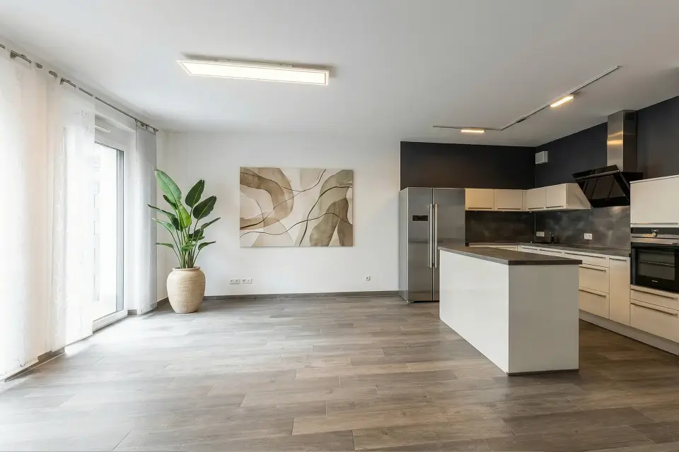Maisonette mit Garten. Offen im Erdgeschoss, privat im Obergeschoss. in Bruchköbel