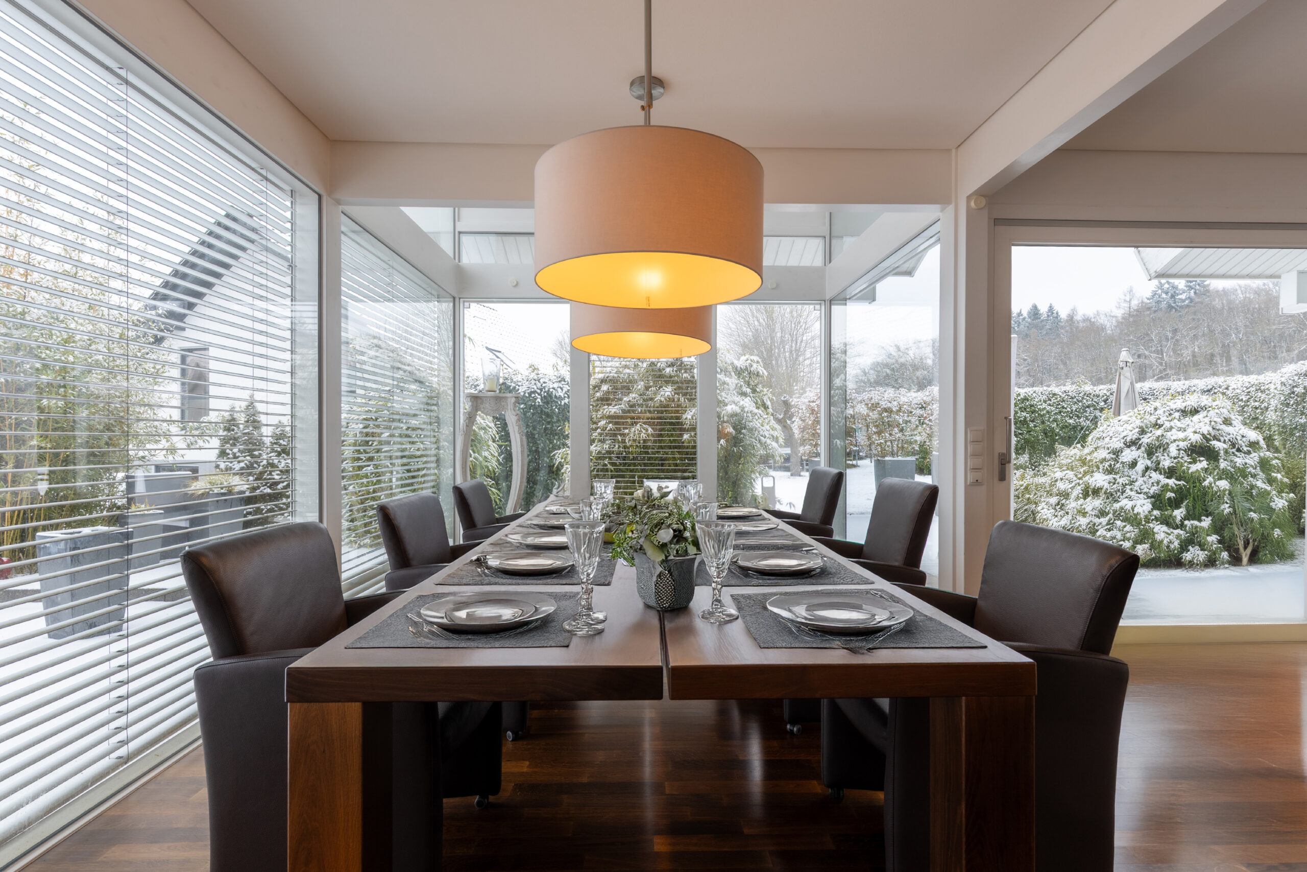 Hochwertige Design-Villa am Feldrand Hochwertige Design-Villa am Feldrand