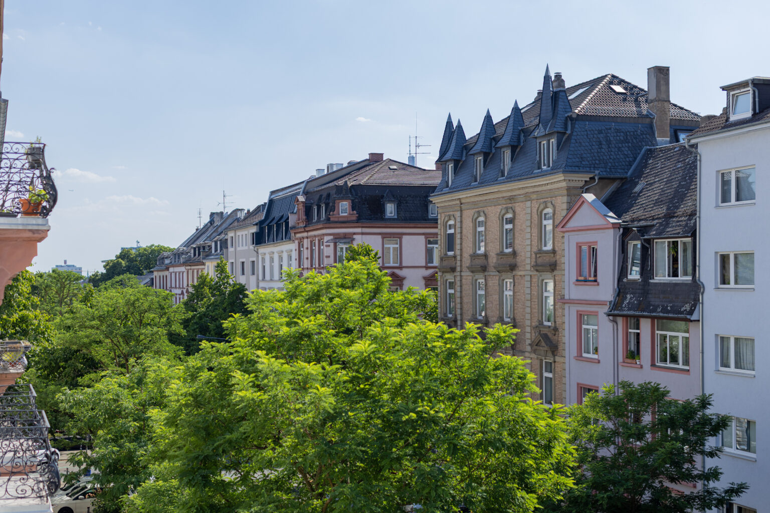 Charmantes Apartment mit Sonnenbalkon im Frankfurter Nordend Charmantes Apartment mit Sonnenbalkon im Frankfurter Nordend